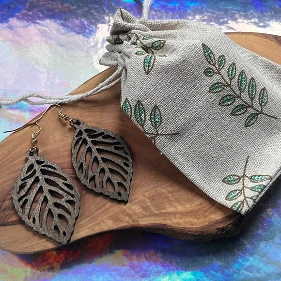 Wooden Leaf Earrings - Picture 2 of 3